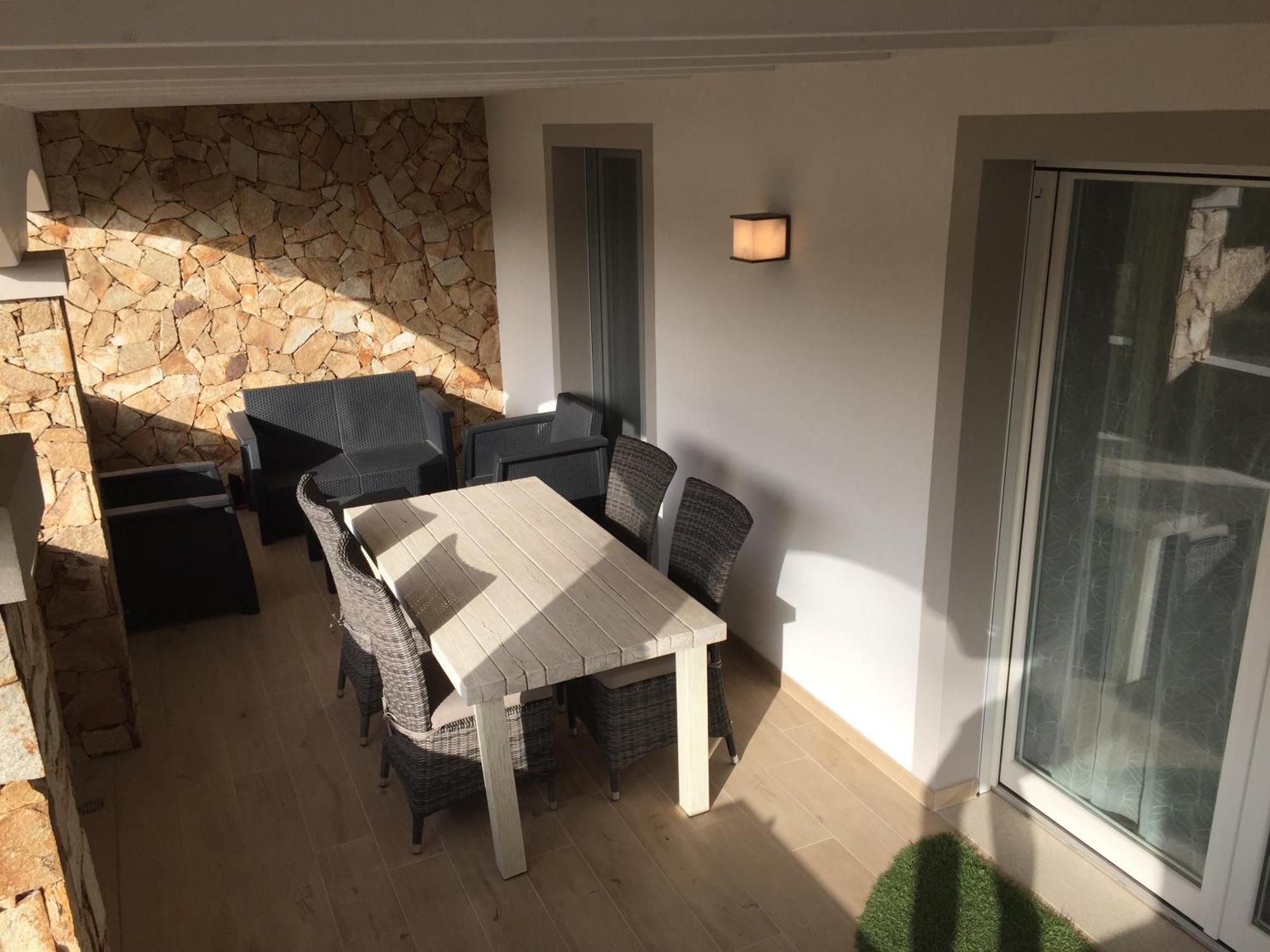 Residence Elegance Ville Ed Appartamenti A Porto Pino Exterior photo