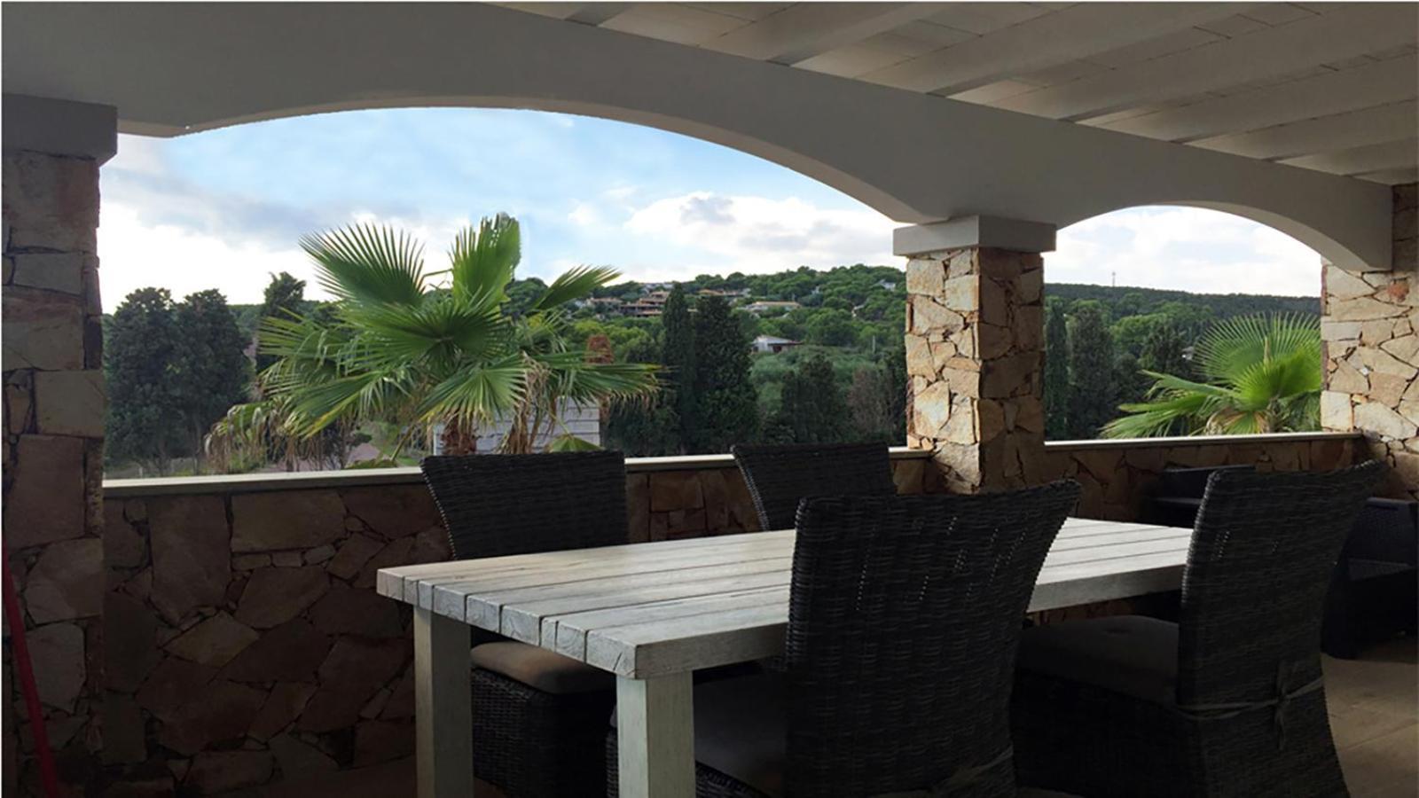 Residence Elegance Ville Ed Appartamenti A Porto Pino Exterior photo