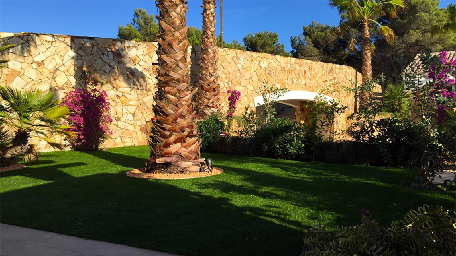 Residence Elegance Ville Ed Appartamenti A Porto Pino Exterior photo